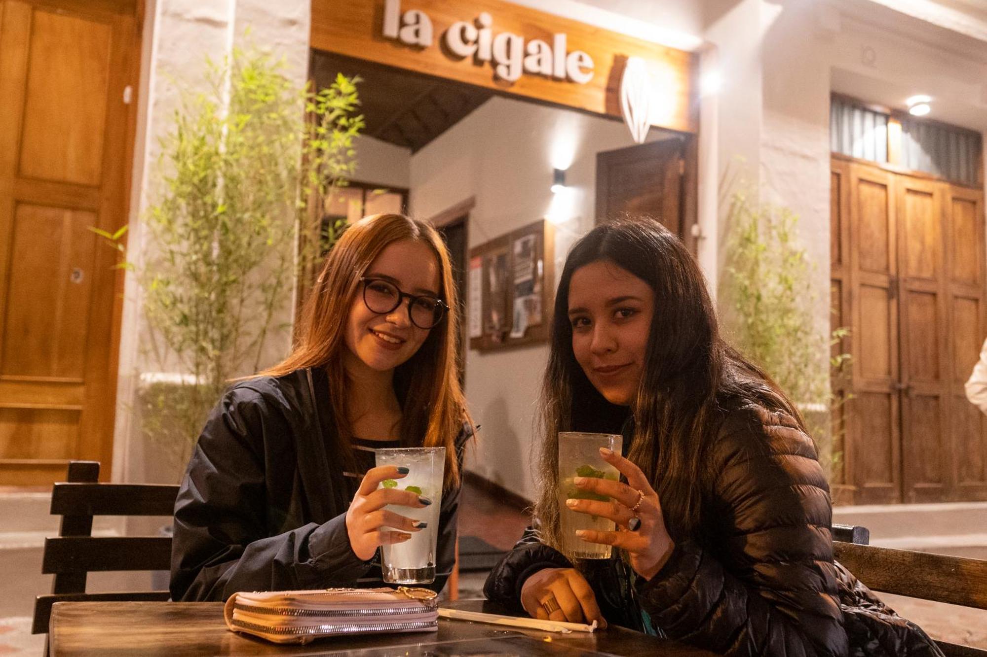 Hostal Restaurant La Cigale Куэнка Экстерьер фото