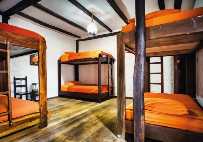 Hostal Restaurant La Cigale Куэнка Экстерьер фото