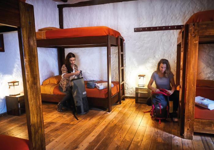 Hostal Restaurant La Cigale Куэнка Экстерьер фото
